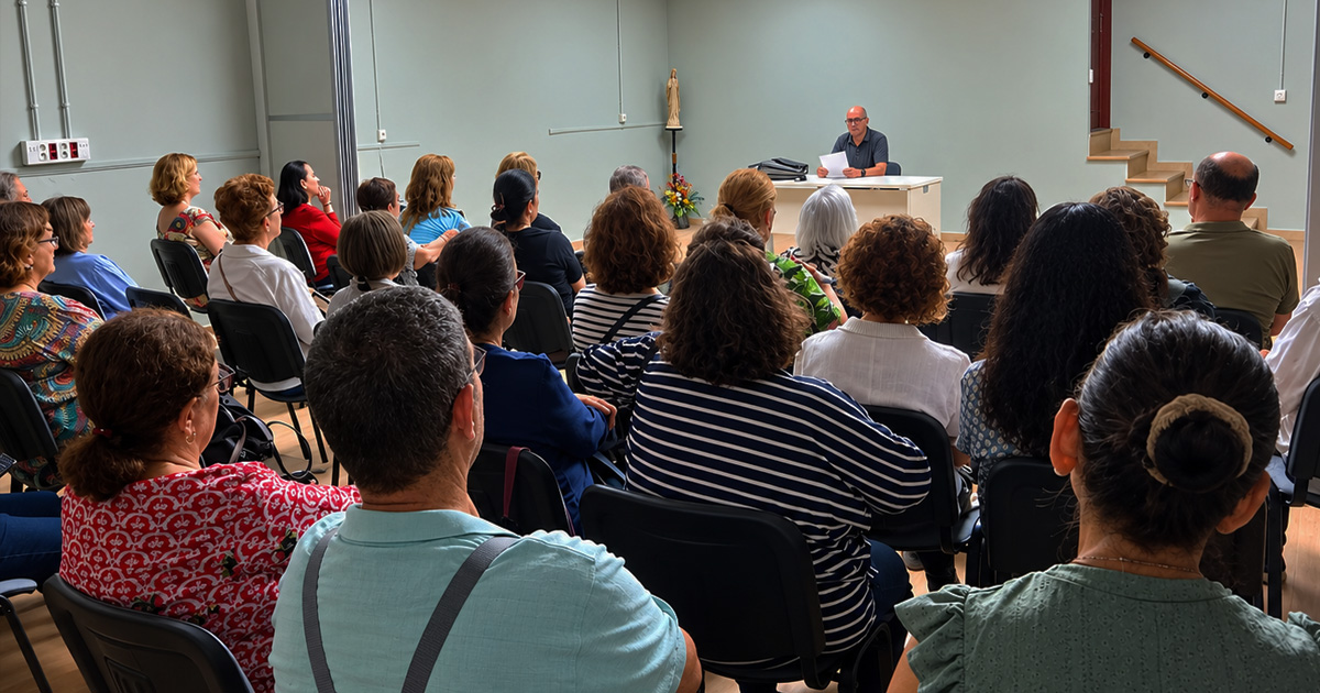 FORMACIÓN TEOLOGÍA MÍSTICA Gran acogida en el inicio del ciclo de Teología Mística con el P. Arturo Beltrán, OCD